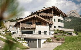 Luxury Chalet Plazola